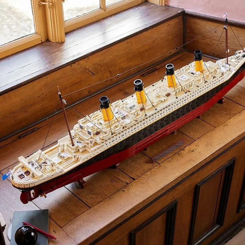 Titanic Oceanliner, UCS, Not Lego but compatible 68036 HUGE,  9090 PCS, Sealed