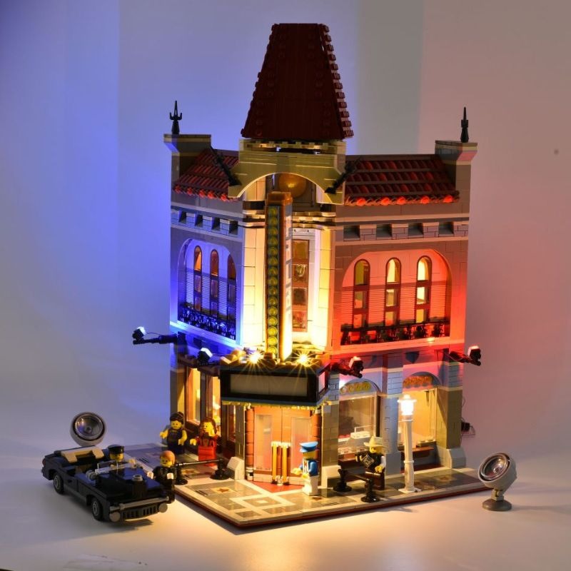 Palace Cinema Building, Not Lego but Compatible, w MiniFigures and Light Kit!